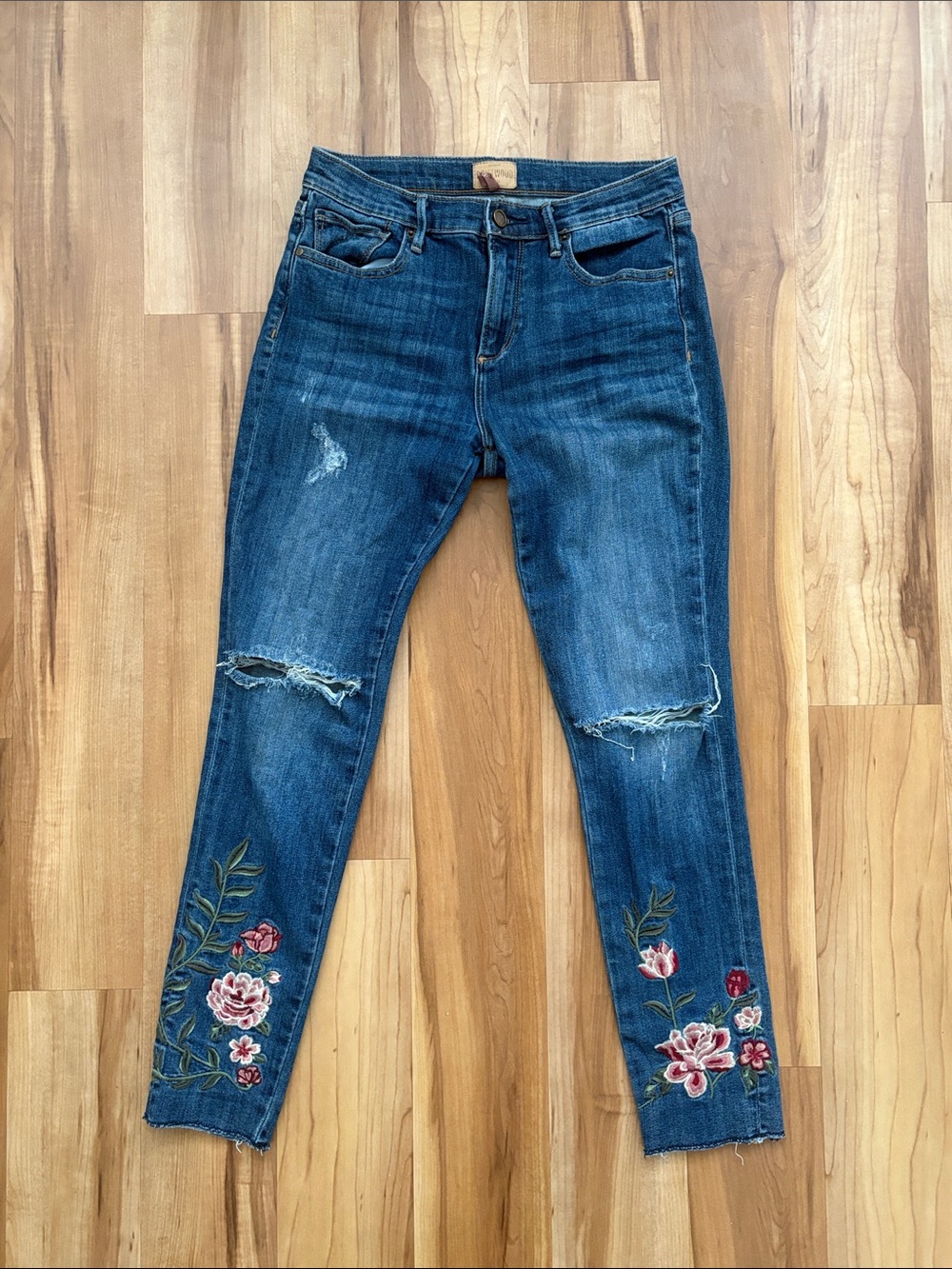 DRIFTWOOD Jackie Jeans with Floral Embroidery